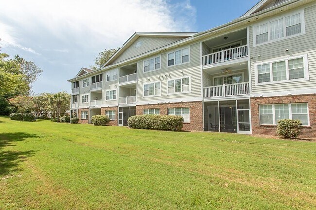 Building Photo - 5801 Oyster Catcher Dr
