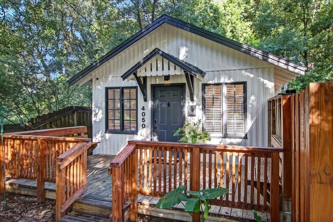 Building Photo - 4050 McGirts Blvd