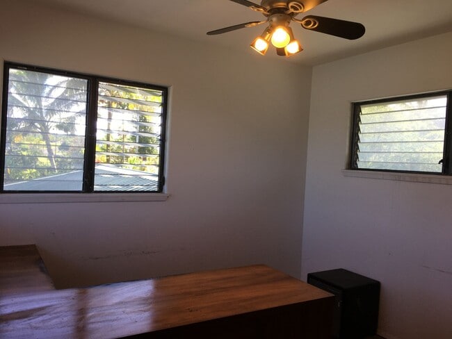 Building Photo - Private Home in Kea'au Ag Lots Subdivision