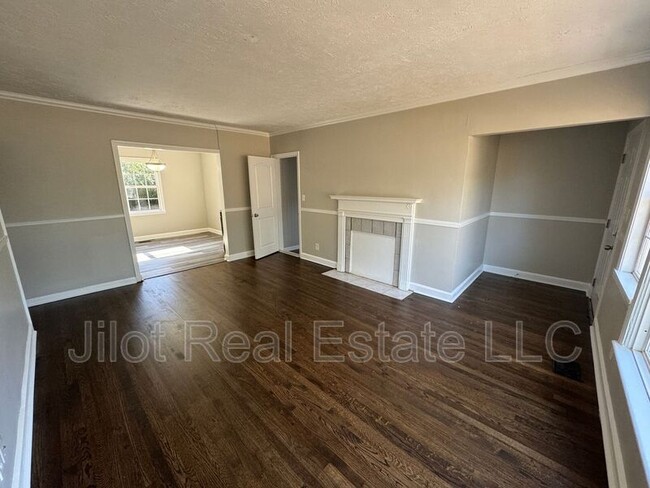 Building Photo - 1546 Beatie Ave SW