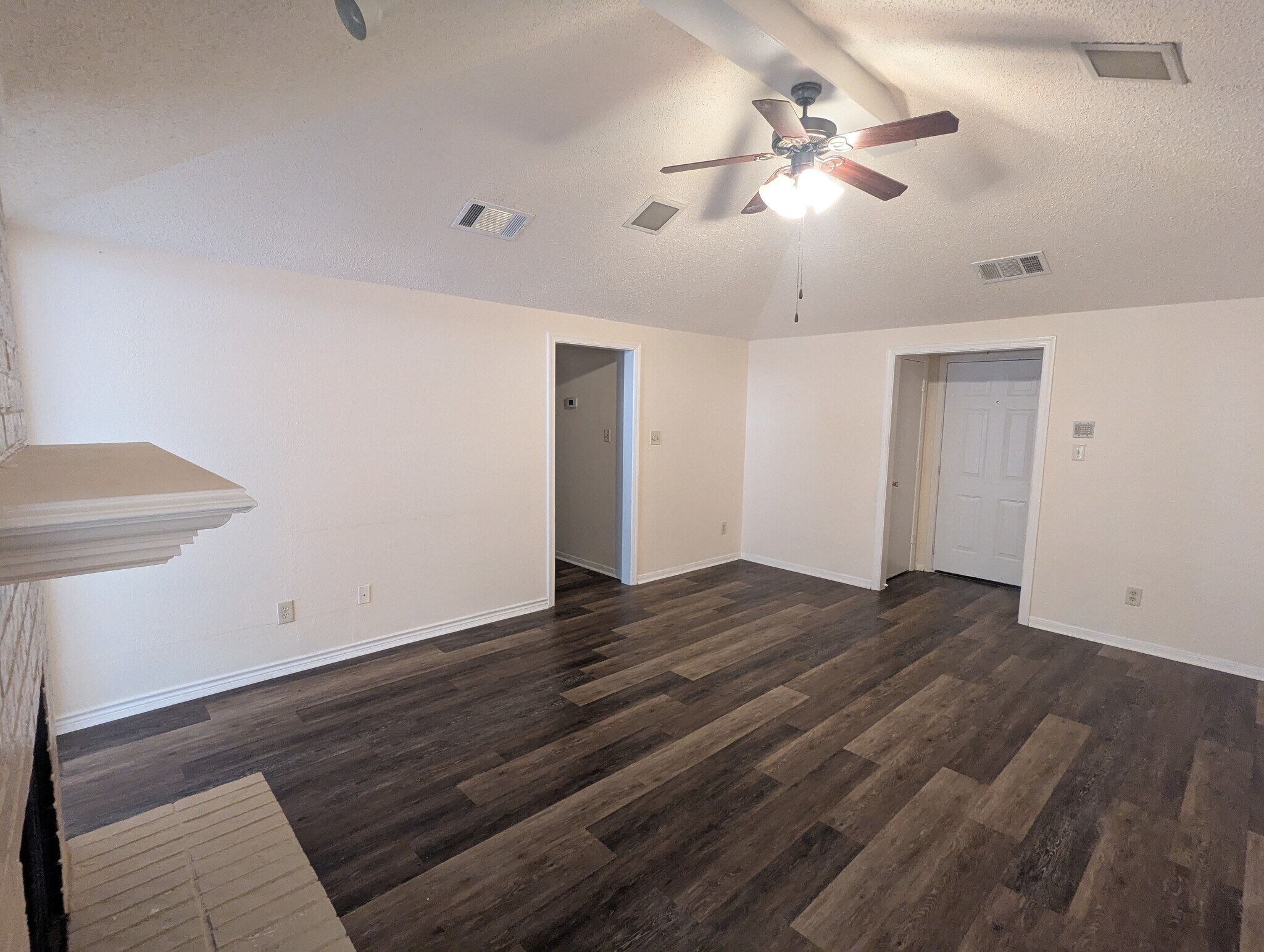 Building Photo - 2207 Placid Dr
