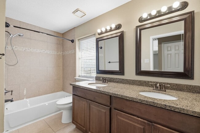 Building Photo - 6734 Flowermound Dr