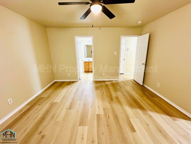 Building Photo - 8914 Roaring Spg