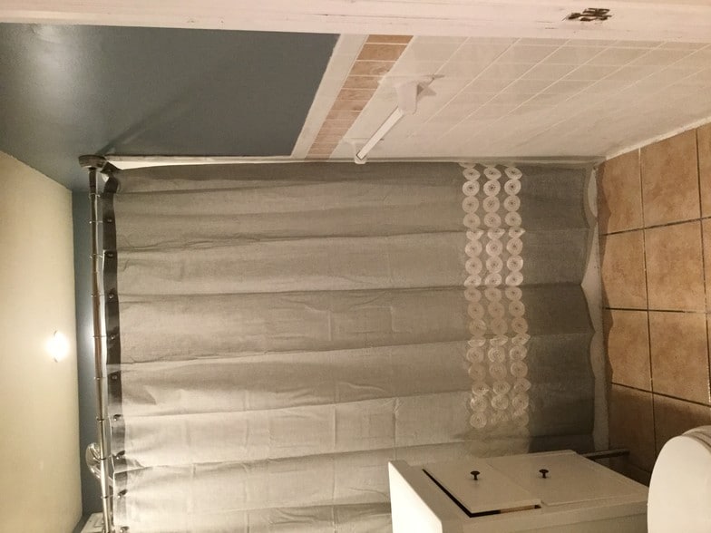Full bathtub - 507 W 173rd St