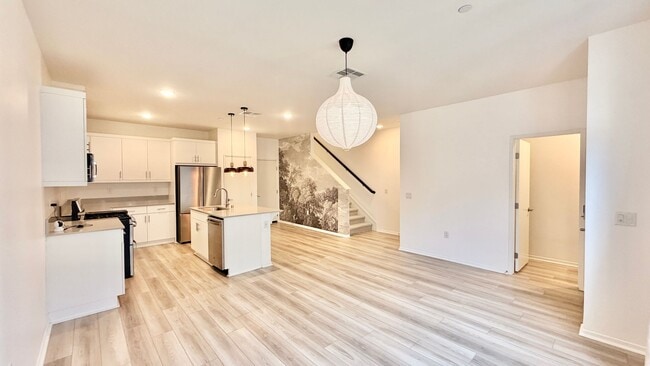 Building Photo - 320 Citrine Trl