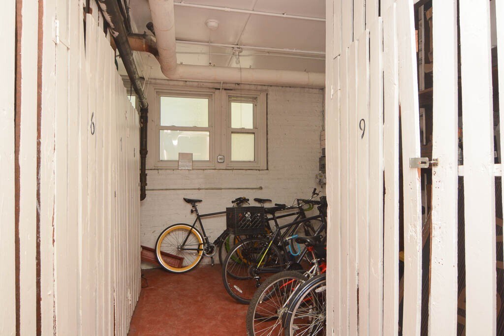 Building Photo - 5306 N Ashland Ave