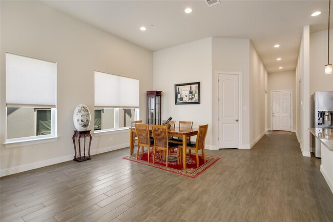 Building Photo - 600 C-Bar Ranch Trl