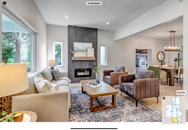 Building Photo - 2357 Grove St