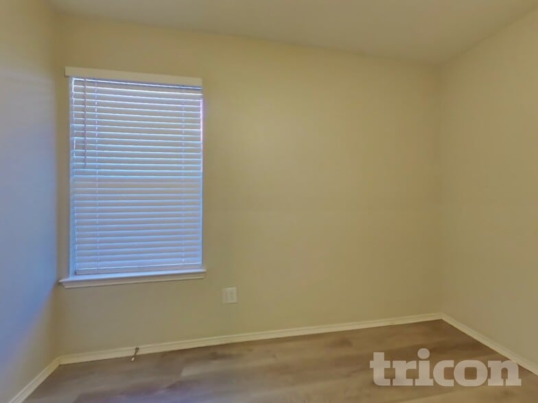 Building Photo - 3044 Spotted Owl Dr
