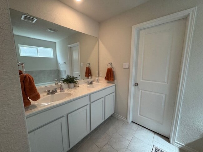 Building Photo - Spacious and Stylish, with over 2,500 sq ft Two-Story Home