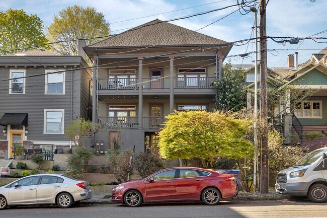 Building Photo - Vintage Charm Meets Modern Comfort in NW Portland
