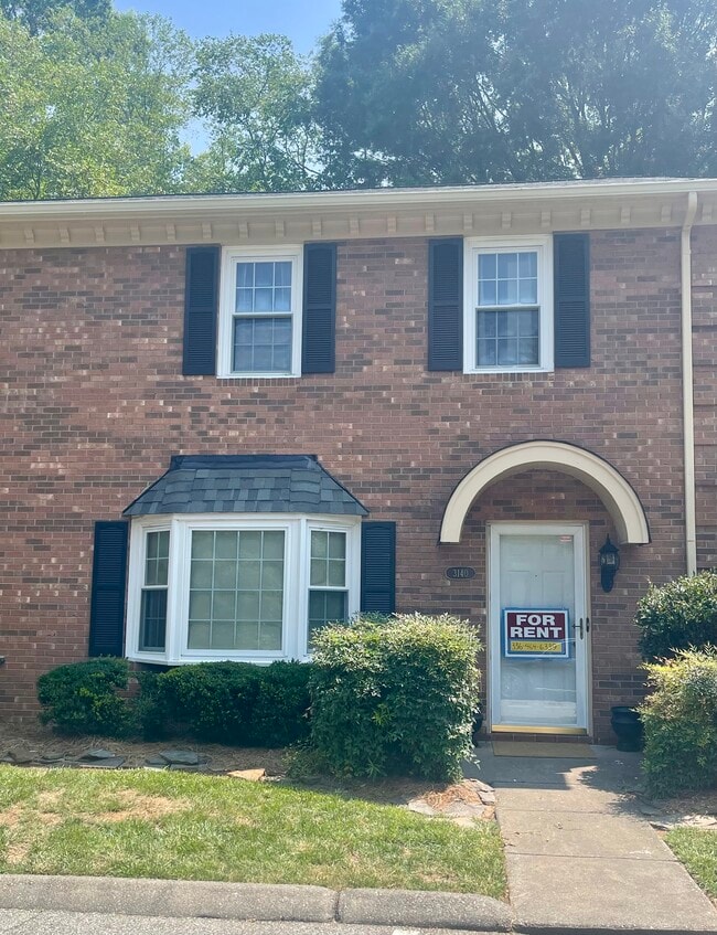 Primary Photo - 3140 Burke Mill Ct
