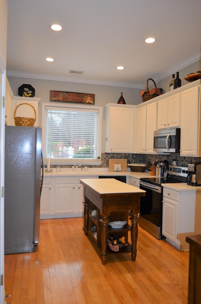 Building Photo - 408 Ashby Park Ln