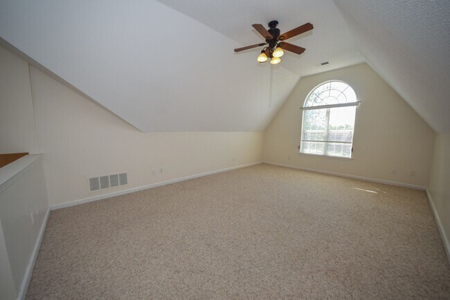 Building Photo - Gorgeous 3 bed, 2 bath with BONUS in Cordova.