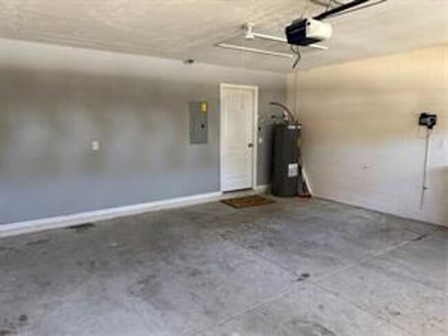 Building Photo - College Park - Clermont