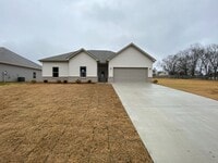 Building Photo - 65 Red Oak Ct
