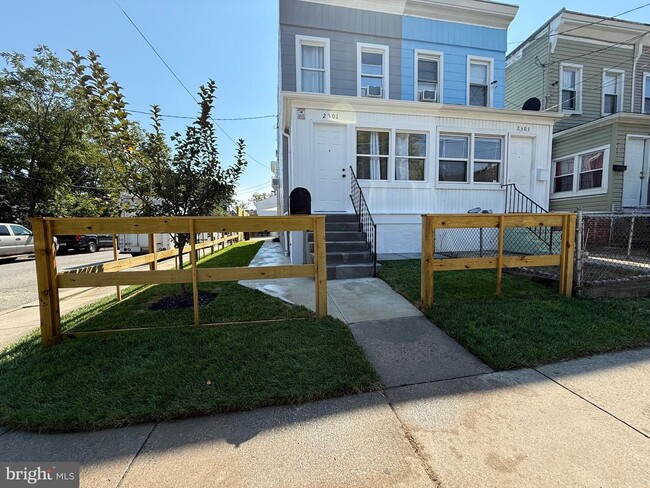 Building Photo - 2301 Herkimer St