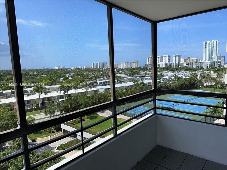 Building Photo - 600 Three Islands Blvd