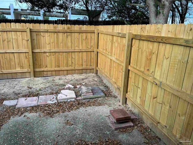 Building Photo - 3222 Redwood Ln
