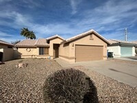 Building Photo - Three bedroom Single Family Home in North ...