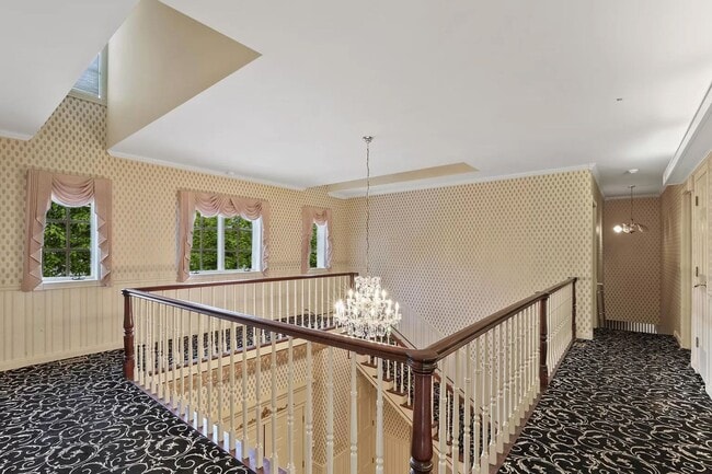 Building Photo - "Experience Luxury Living: Expansive 4-Bedroom Retreat Estate with Scenic Views and Elegant Finis...