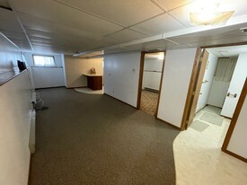 Building Photo - 747 Wild West Ln SW