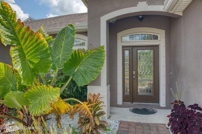 Building Photo - 632 Stonebriar Dr