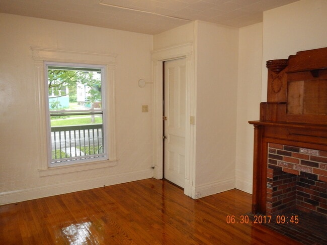 Building Photo - 430 Westcott St