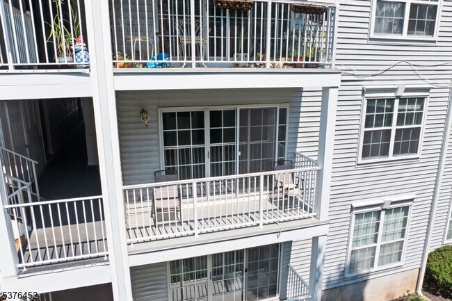 Building Photo - 75 Rachel Ct