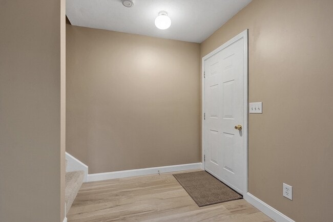 Building Photo - 72 Patterson Rd