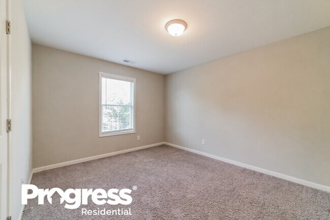 Building Photo - 286 Waters Edge Pkwy