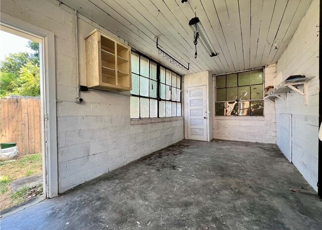 Building Photo - 3729 Baytree St