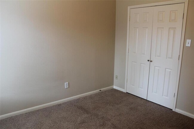 Building Photo - 8307 Cove Timbers Ln