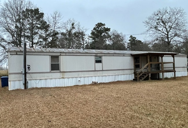 Primary Photo - 1518 Lee County Rd 270