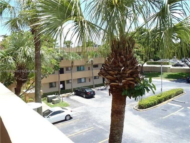 Building Photo - 8415 SW 107th Ave