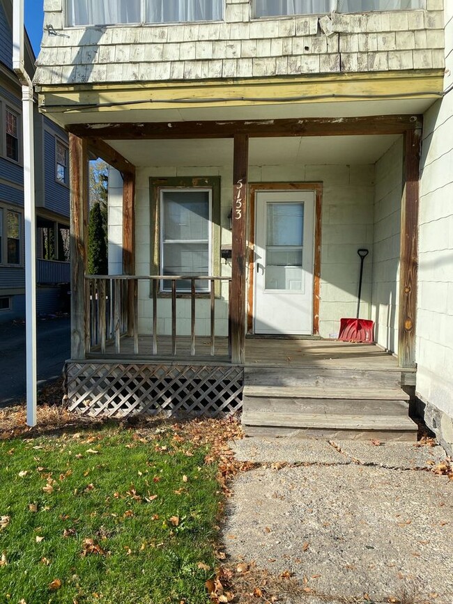 Building Photo - North Cat Duplex