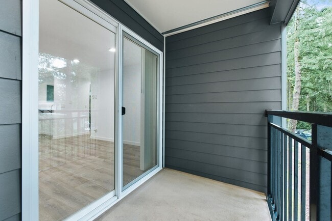 Building Photo - Fully Remodeled 1 bedroom Minutes from Microsoft!