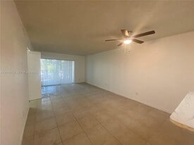 Building Photo - 3410 Foxcroft Rd