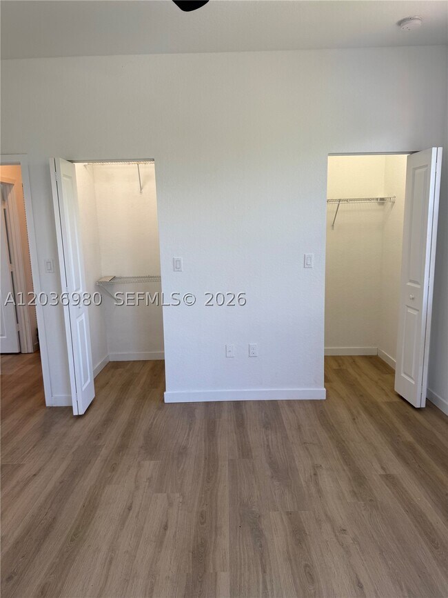 Building Photo - 24360 SW 117th Ave