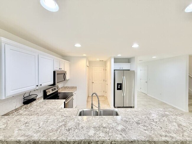 Building Photo - 7211 Merlot Sienna Ave