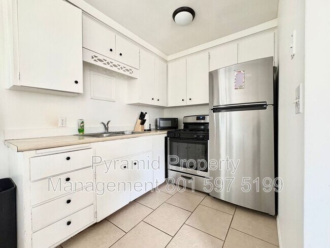 Building Photo - 3428 S 300 E