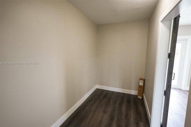 Building Photo - 19450 SW 125th Ave