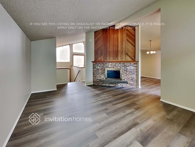 Building Photo - 9919 Zircon Dr SW