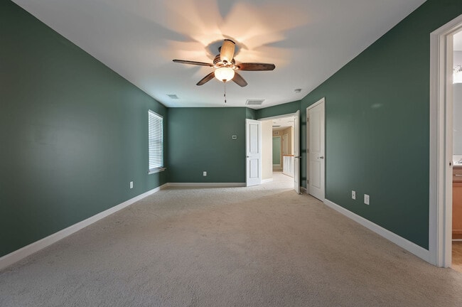 Building Photo - 463 Quail Landing Cir