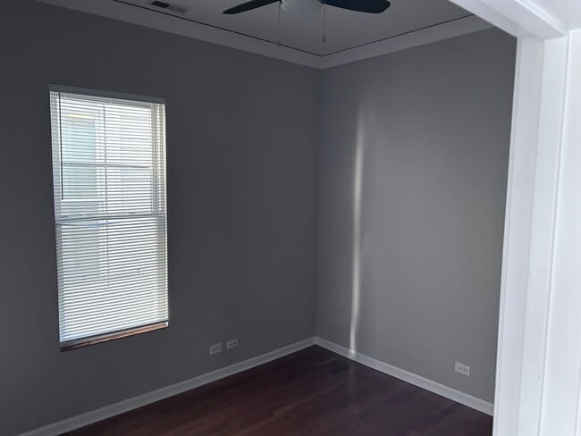 Building Photo - 1819 N Washtenaw Ave