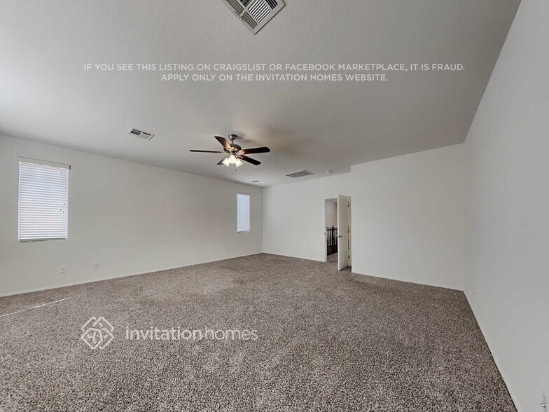 Building Photo - 10427 Val Piora St