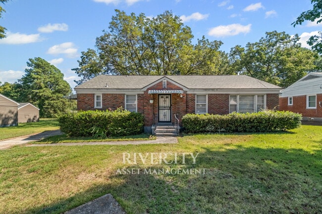 Primary Photo - 3256 Ridgecrest St