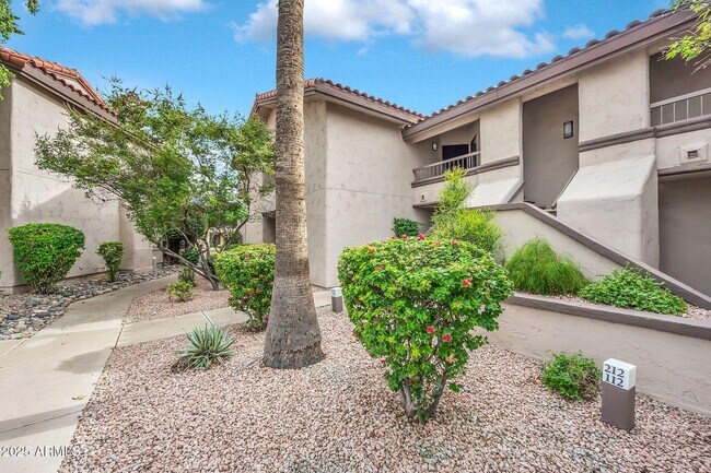 Building Photo - 9115 E Purdue Ave