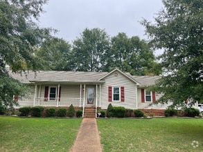 Building Photo - 1400 Courtland Dr