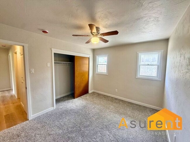 Building Photo - Freshly Renovated 3-Bedroom, 1-Bath Duplex in Ashland